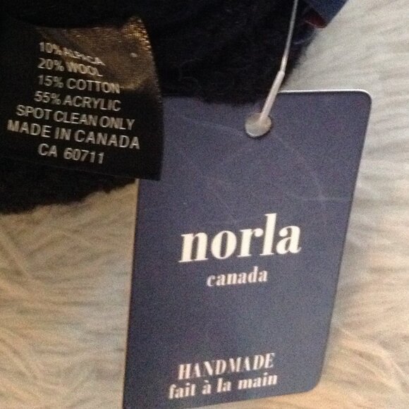 Handmade Wool Blend Knit Pompon - Picture 5 of 7